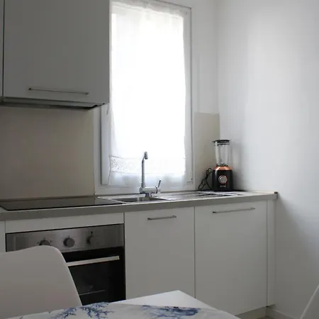Second-floor In Chioggia's Main Square Apartment *